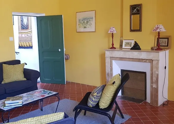 Jolie Maison De Ville La Petite Magnanerie