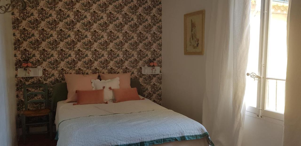 Jolie Maison De La Petite Magnanerie La Roque-d'Antheron